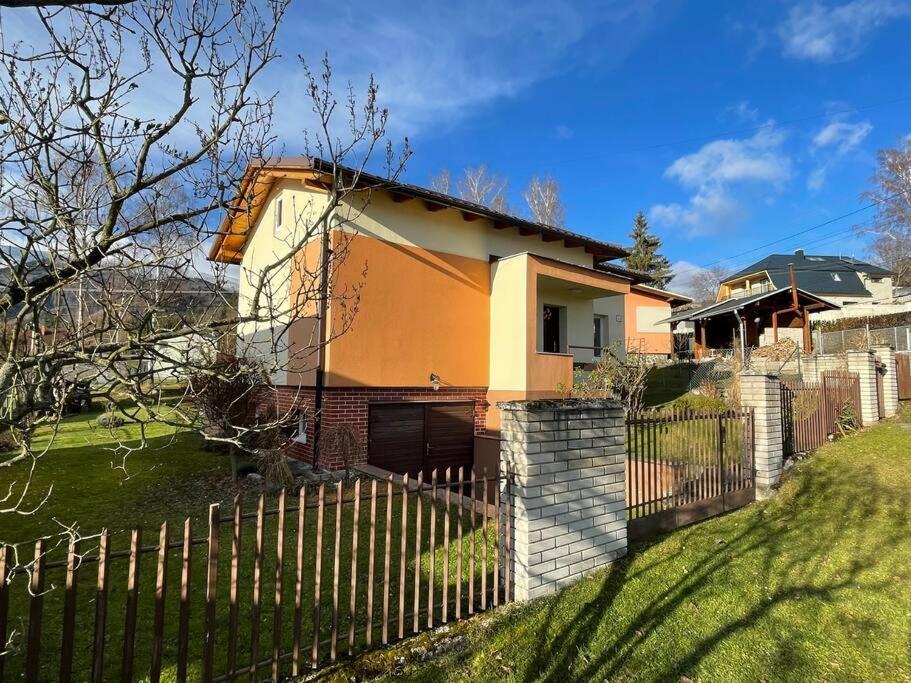 Oddych Pri Martinskych Holiach /Mountains Vacation Exterior foto